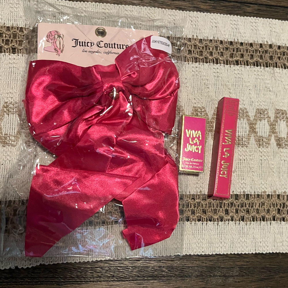 Juicy Couture Pink‎ Gift Set
